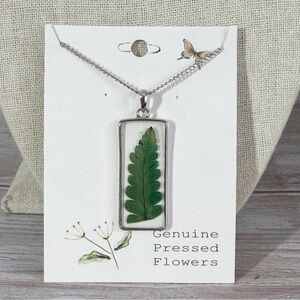 Cottage core floral dried fern resin necklace silver tone NEW